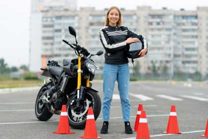 Réussir son permis moto : astuces pour bien se préparer aux cours